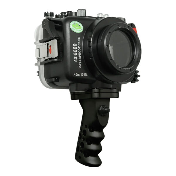 Sony A6600 40M/130FT Waterproof housing with 67mm thread port for E16-50mm PZ (Zoom gear included) Aluminium Shutter Grip trigger.